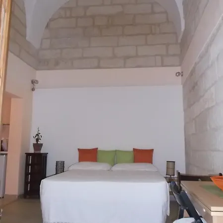 White Stone Studio Appartement *
